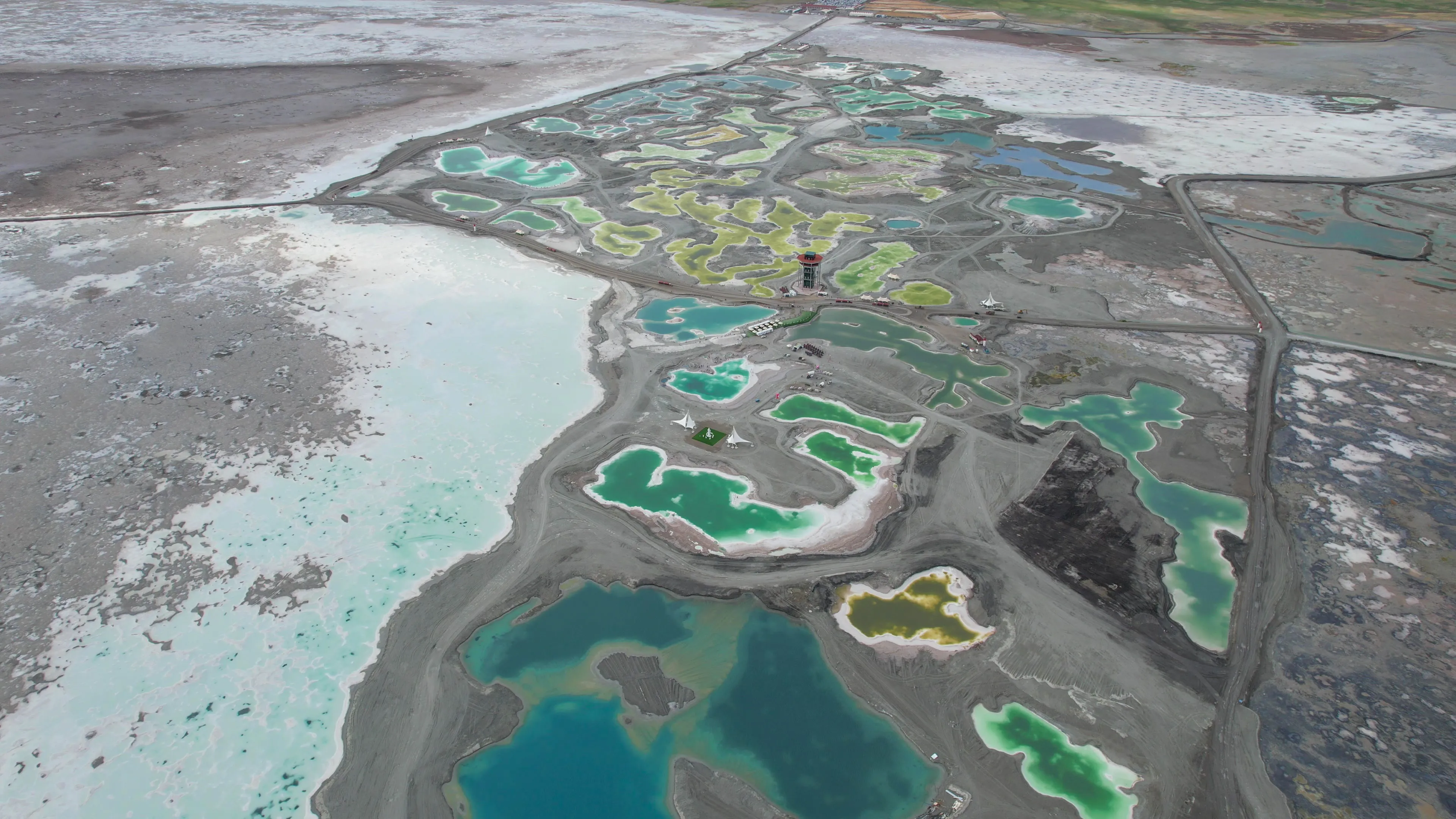 高高度的航拍还是非常不错的