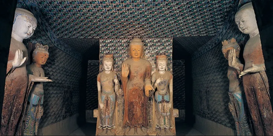 427 窟中心塔柱窟造像 图源 敦煌研究院