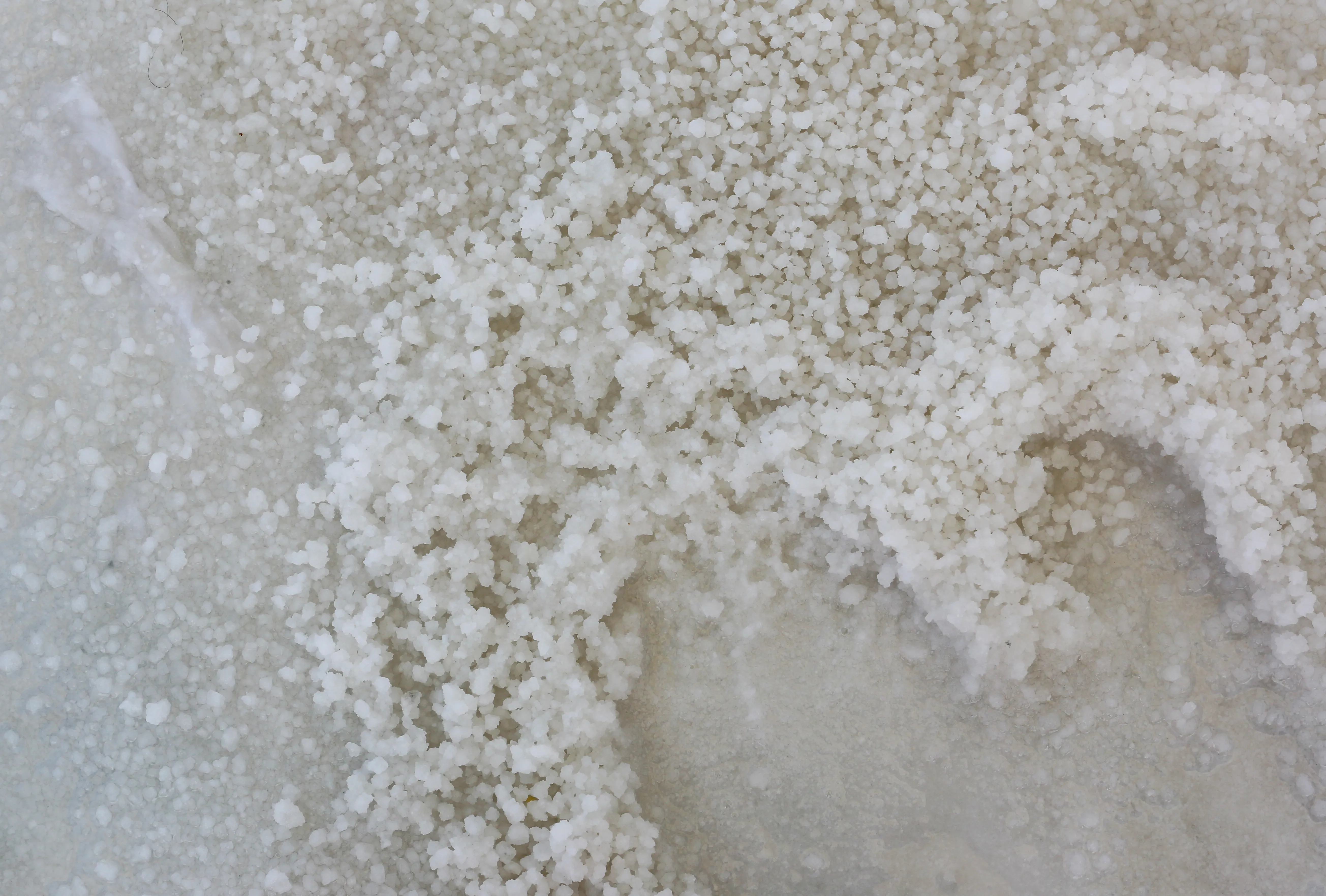 结晶颗粒更大的盐